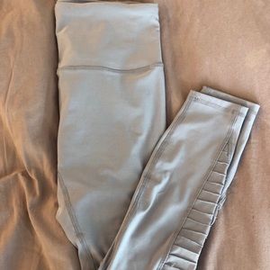 Light blue cropped workout leggings